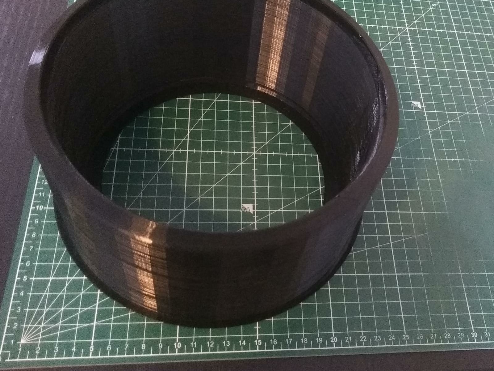 3D Printing Limburg | https://www.3dprintinglimburg.nl/files/afbeeldingen/portfolio/TPU-ring Cropped36494.jpg